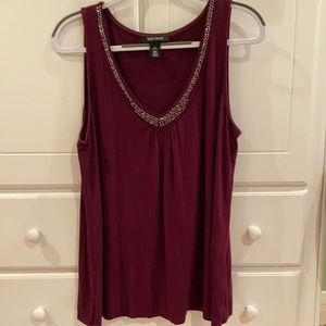 White House Black Market V- Neck Sleeveless shirt